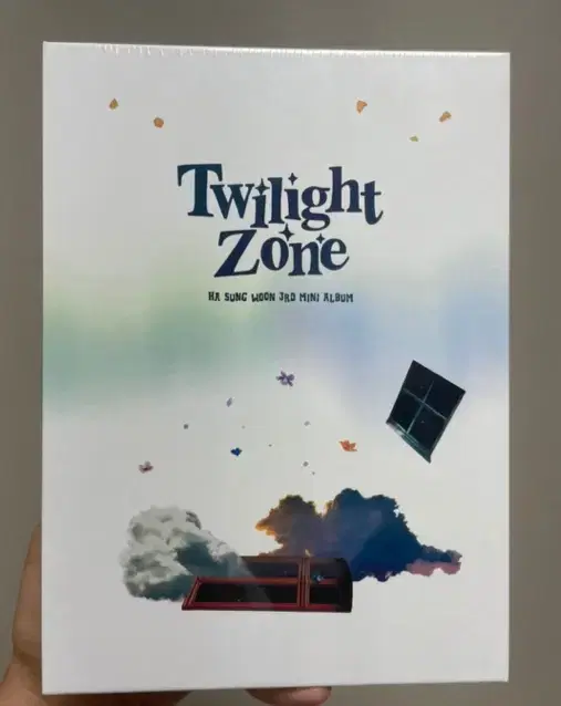 하성운 미니앨범 3집 Twilight Zone Get Ready